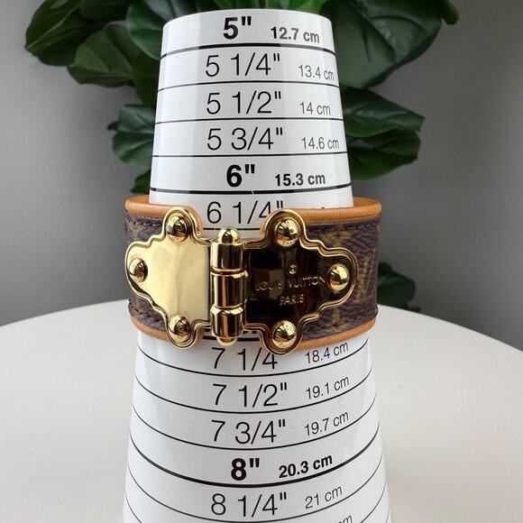 💎✨Authentic LOUIS VUITTON Monogram Canvas Save It Cuff Bracelet  Size 6 1/2" - Picture 4 of 5